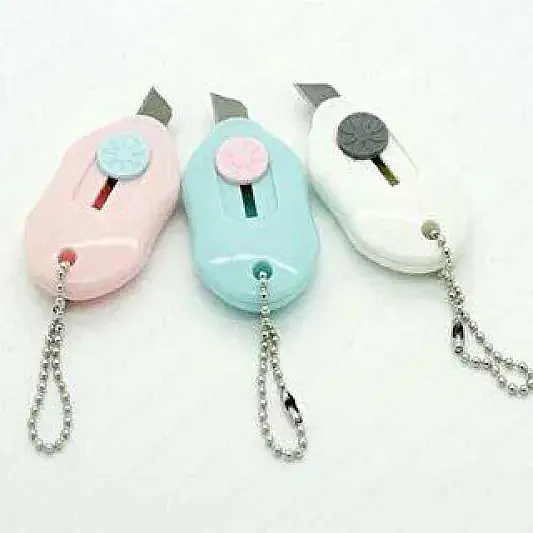 Gıpta Öğrenci Tipi Mini Maket Bıçağı - 1