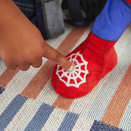 Hasbro Spıdey And Hıs Amazıng Frıends Dans Eden Spiderman - 16