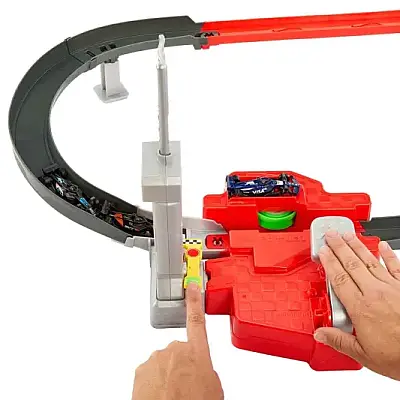 Hot Wheels Formula 1 Temel Yarış Pisti - 1