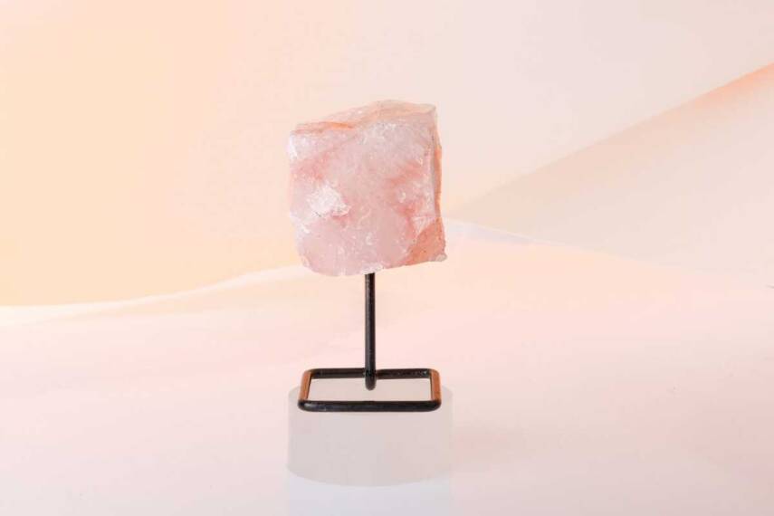 Pembe Kuvars Ayaklı Ham Kütle Taş (7-10cm Yükseklik) - 2